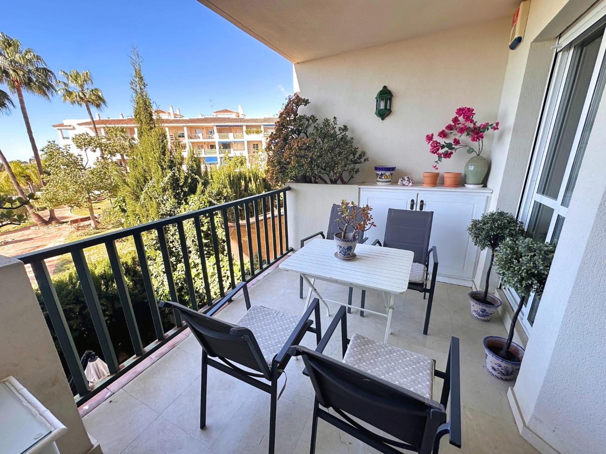 Apartamento Suenos Del Sol Banus By Lica Homes